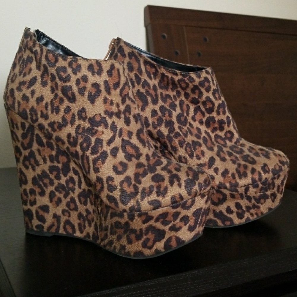 Wedge Heels